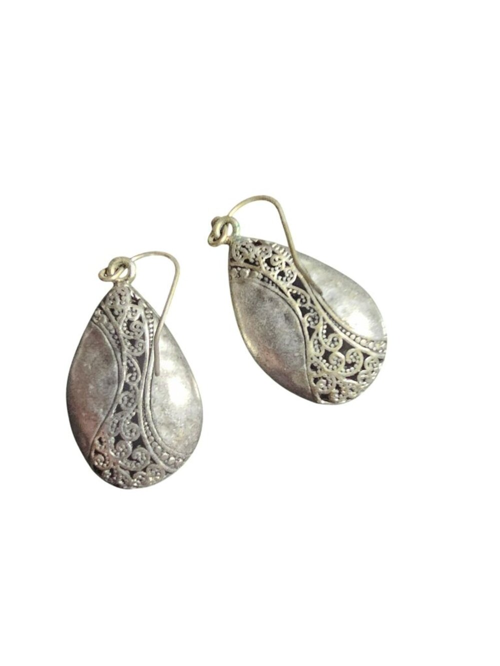 Vintage Silver Teardrop Dangle Earrings With Filigree Details